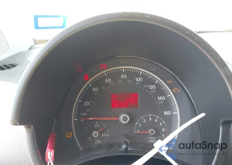 2009 Volkswagen New Beetle 2.5L из США, поврежденный, VIN 3VWRW31C19M518786